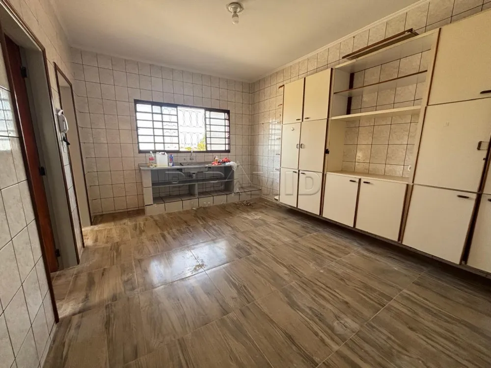 Alugar Casa / Padr&atilde;o em Ribeir&atilde;o Preto R$ 3.000,00 - Foto 15