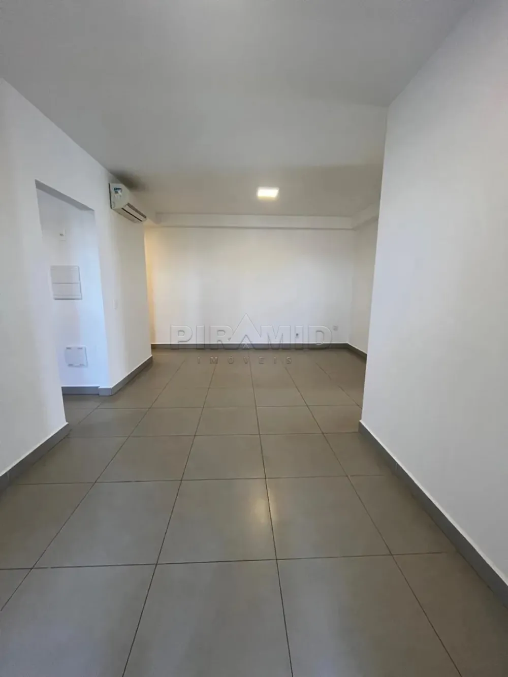 Alugar Apartamento / Padr&atilde;o em Ribeir&atilde;o Preto R$ 3.800,00 - Foto 3