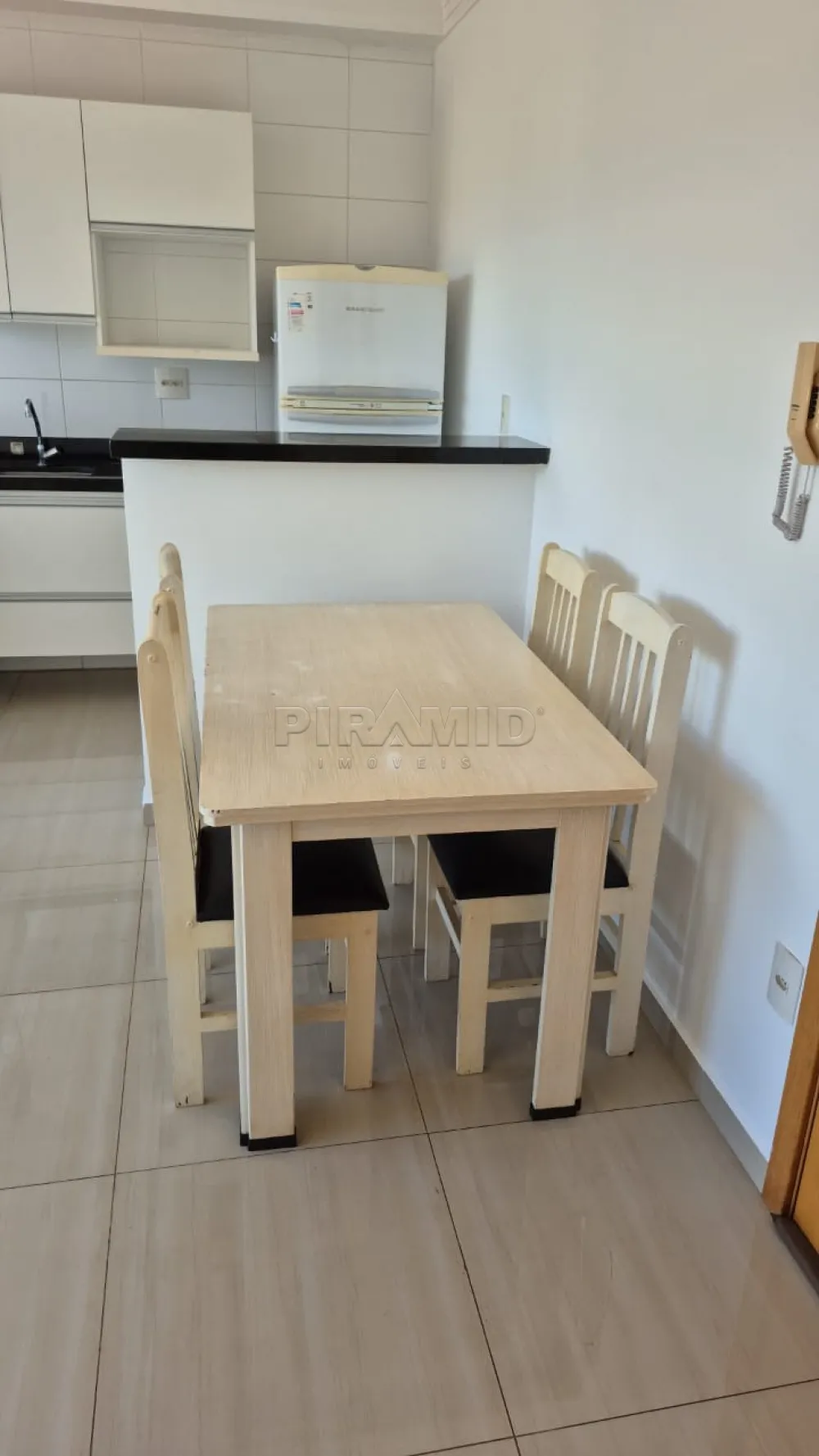 Alugar Apartamento / Padr&atilde;o em Ribeir&atilde;o Preto R$ 1.800,00 - Foto 9