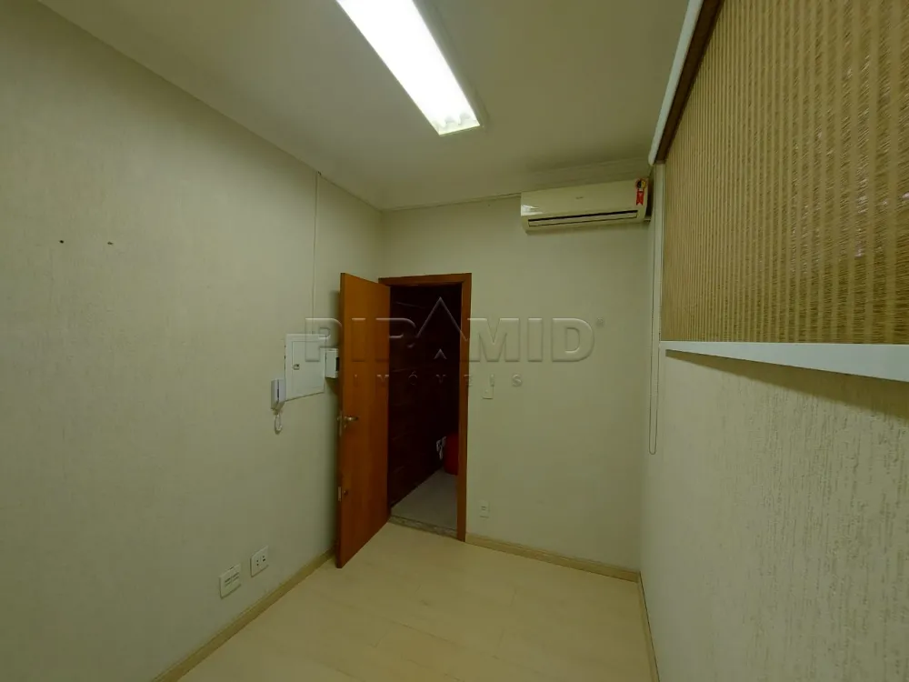 Alugar Comercial / Sala em Ribeir&atilde;o Preto R$ 600,00 - Foto 6