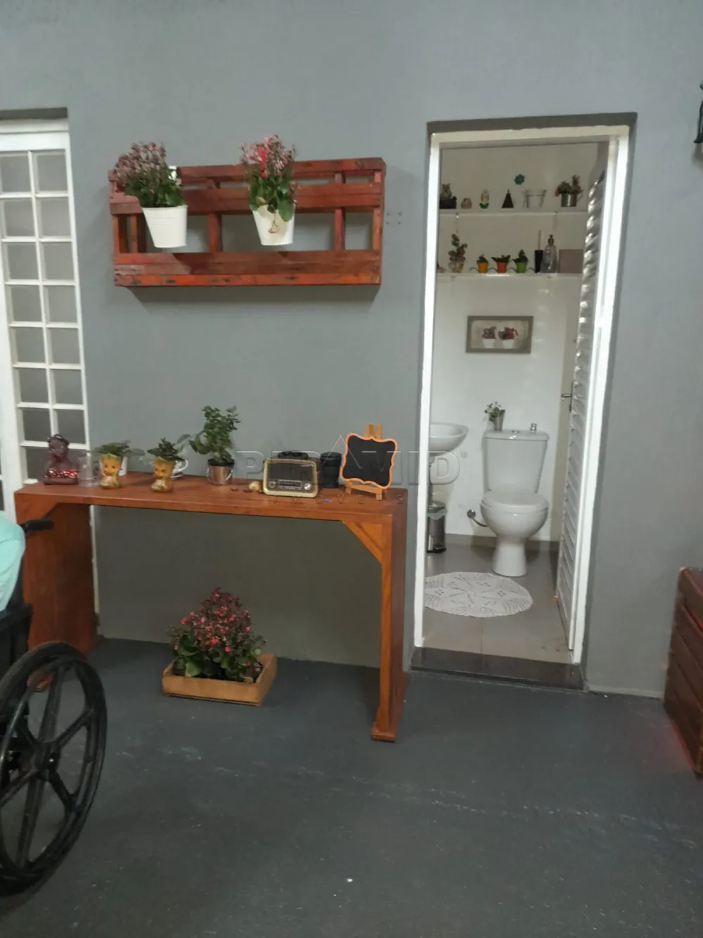 Alugar Casa / Padr&atilde;o em Ribeir&atilde;o Preto R$ 800,00 - Foto 2