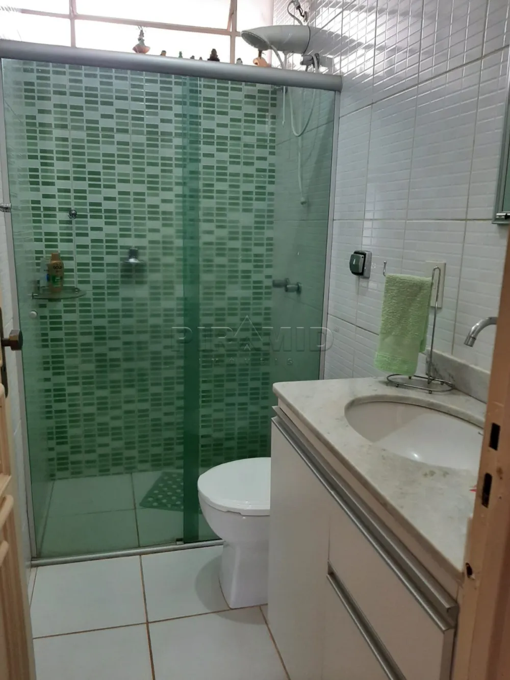 Alugar Casa / Padr&atilde;o em Ribeir&atilde;o Preto R$ 800,00 - Foto 17