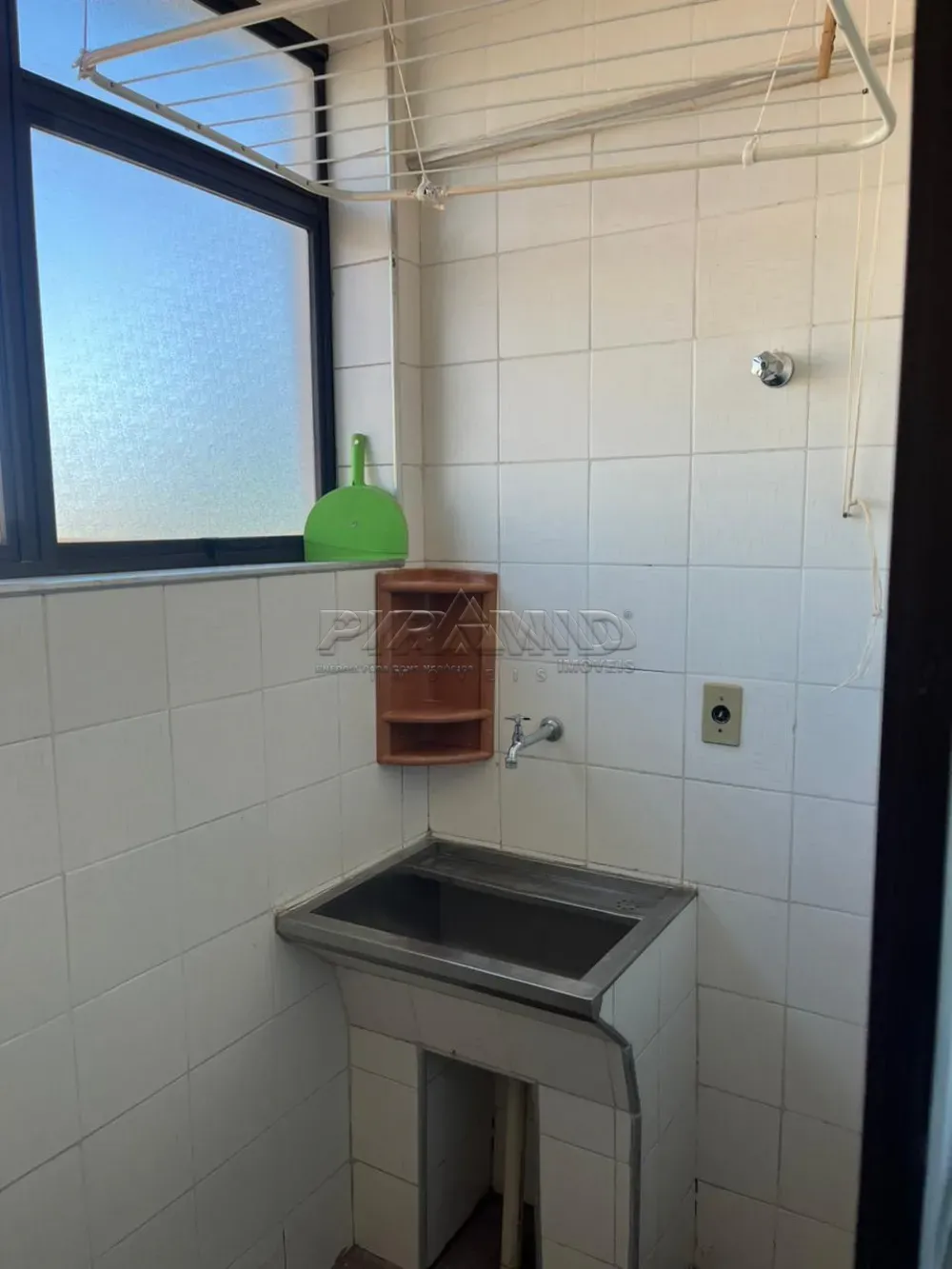 Alugar Apartamento / Padr&atilde;o em Ribeir&atilde;o Preto R$ 1.200,00 - Foto 19