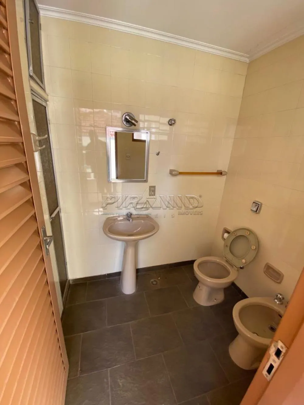 Alugar Casa / Padr&atilde;o em Ribeir&atilde;o Preto R$ 3.600,00 - Foto 23