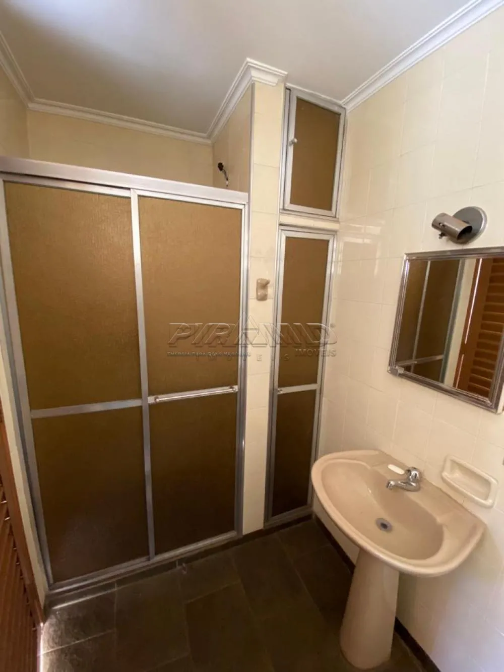 Alugar Casa / Padr&atilde;o em Ribeir&atilde;o Preto R$ 3.600,00 - Foto 24