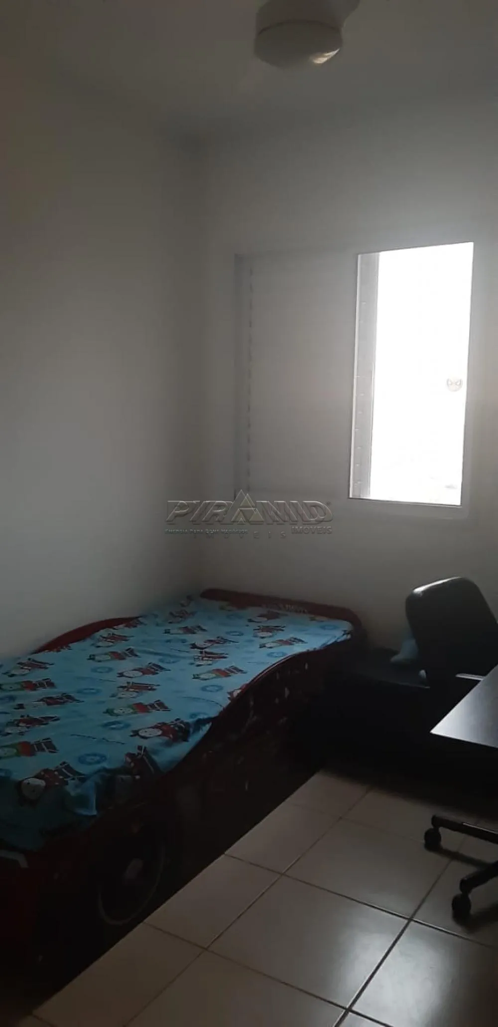 Alugar Apartamento / Padr&atilde;o em Ribeir&atilde;o Preto R$ 1.050,00 - Foto 2