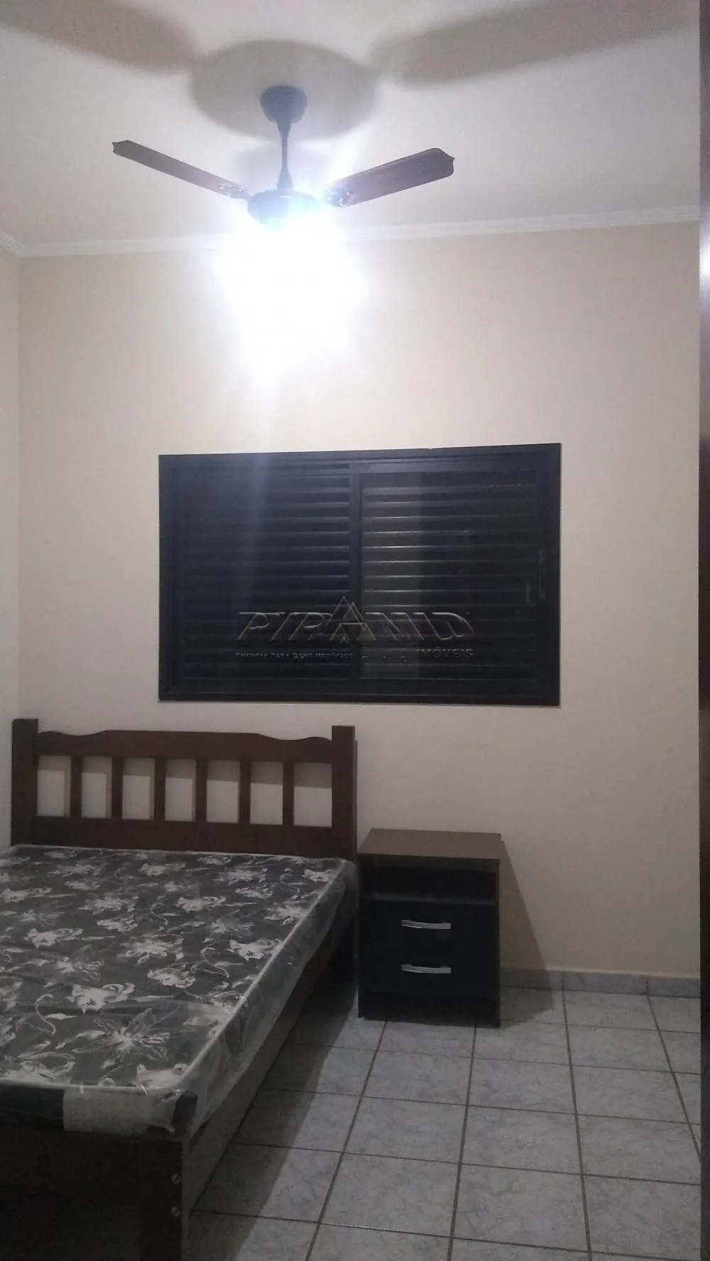 Alugar Apartamento / Padr&atilde;o em Ribeir&atilde;o Preto R$ 550,00 - Foto 7