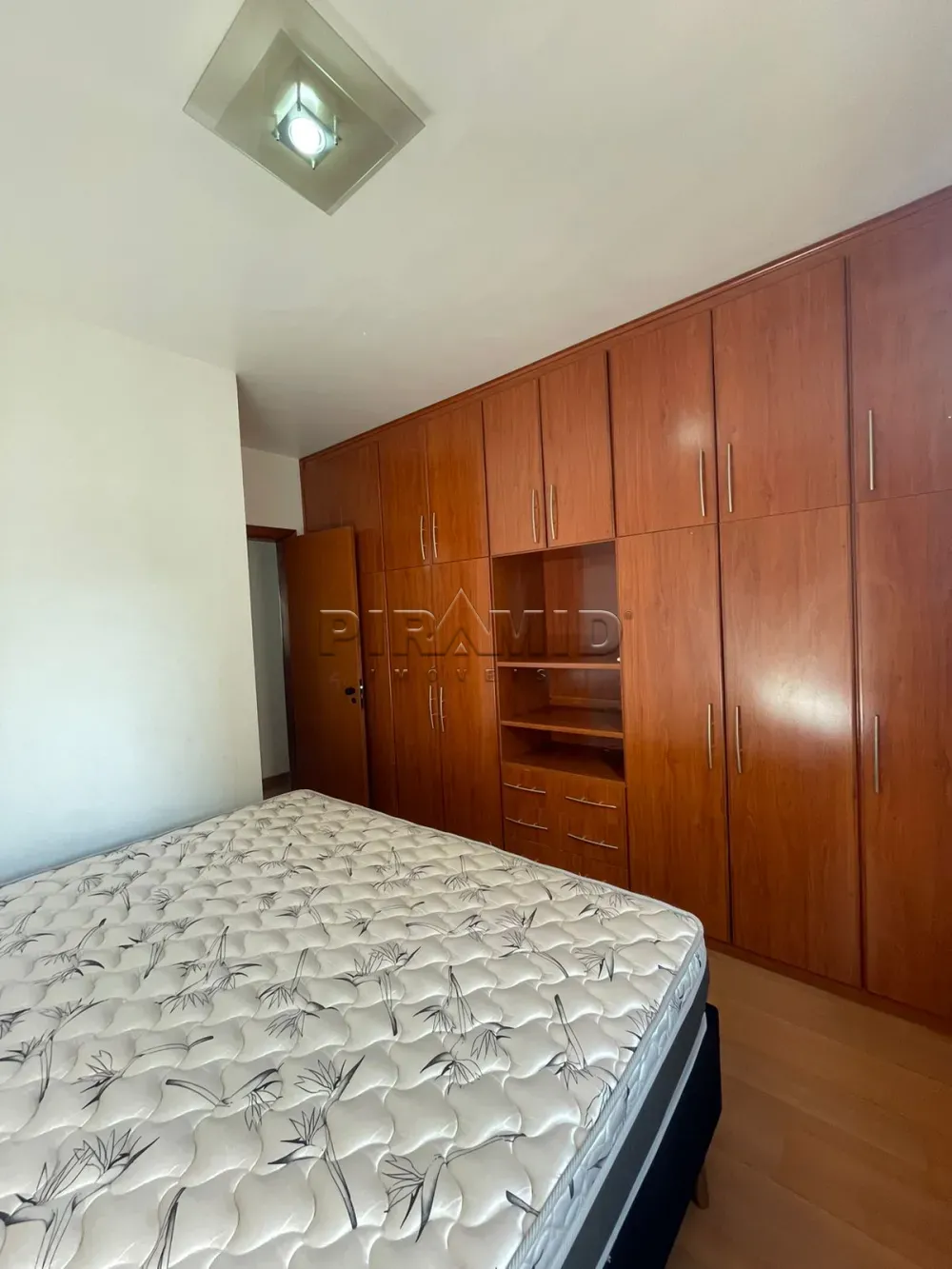 Alugar Apartamento / Padr&atilde;o em Ribeir&atilde;o Preto R$ 2.800,00 - Foto 15