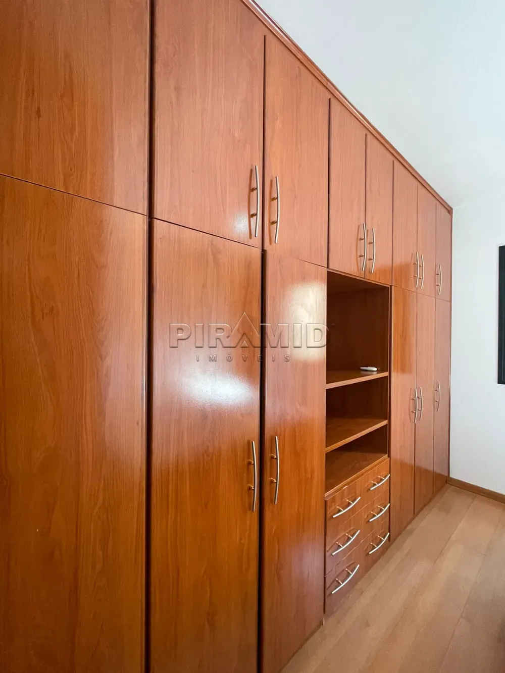 Alugar Apartamento / Padr&atilde;o em Ribeir&atilde;o Preto R$ 2.800,00 - Foto 19