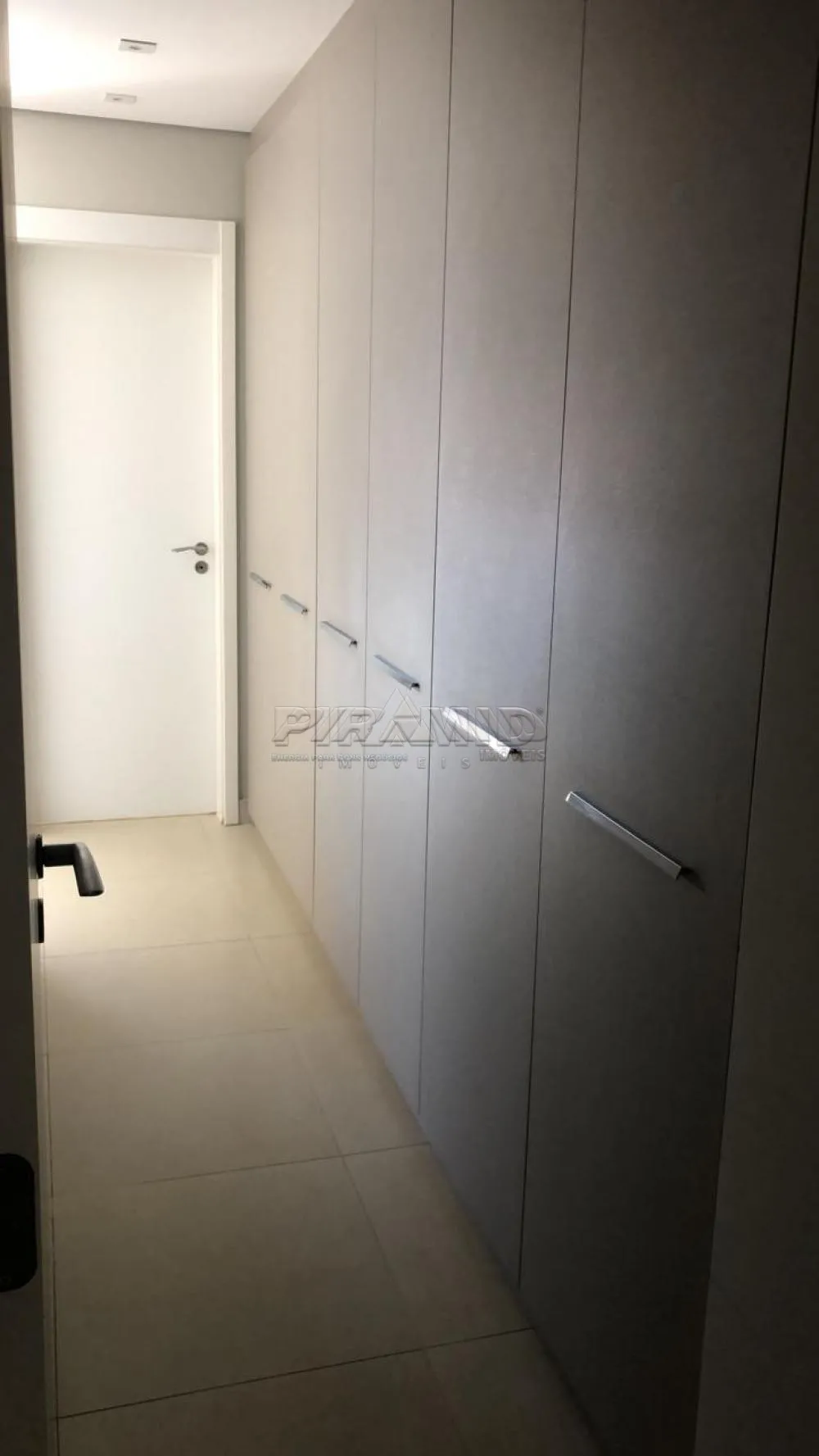 Alugar Apartamento / Padr&atilde;o em Ribeir&atilde;o Preto R$ 4.000,00 - Foto 4