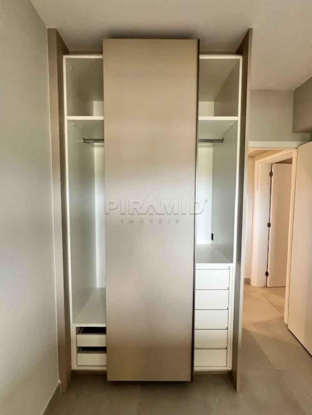 Alugar Apartamento / Padr&atilde;o em Ribeir&atilde;o Preto R$ 6.800,00 - Foto 13