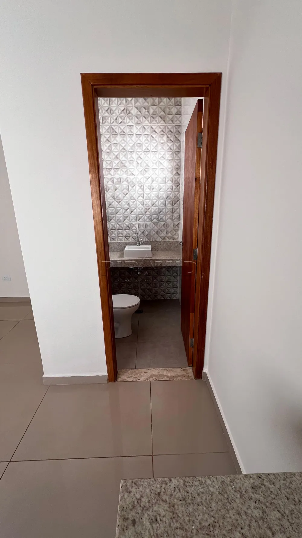 Alugar Comercial / Sala em Ribeir&atilde;o Preto R$ 890,00 - Foto 5