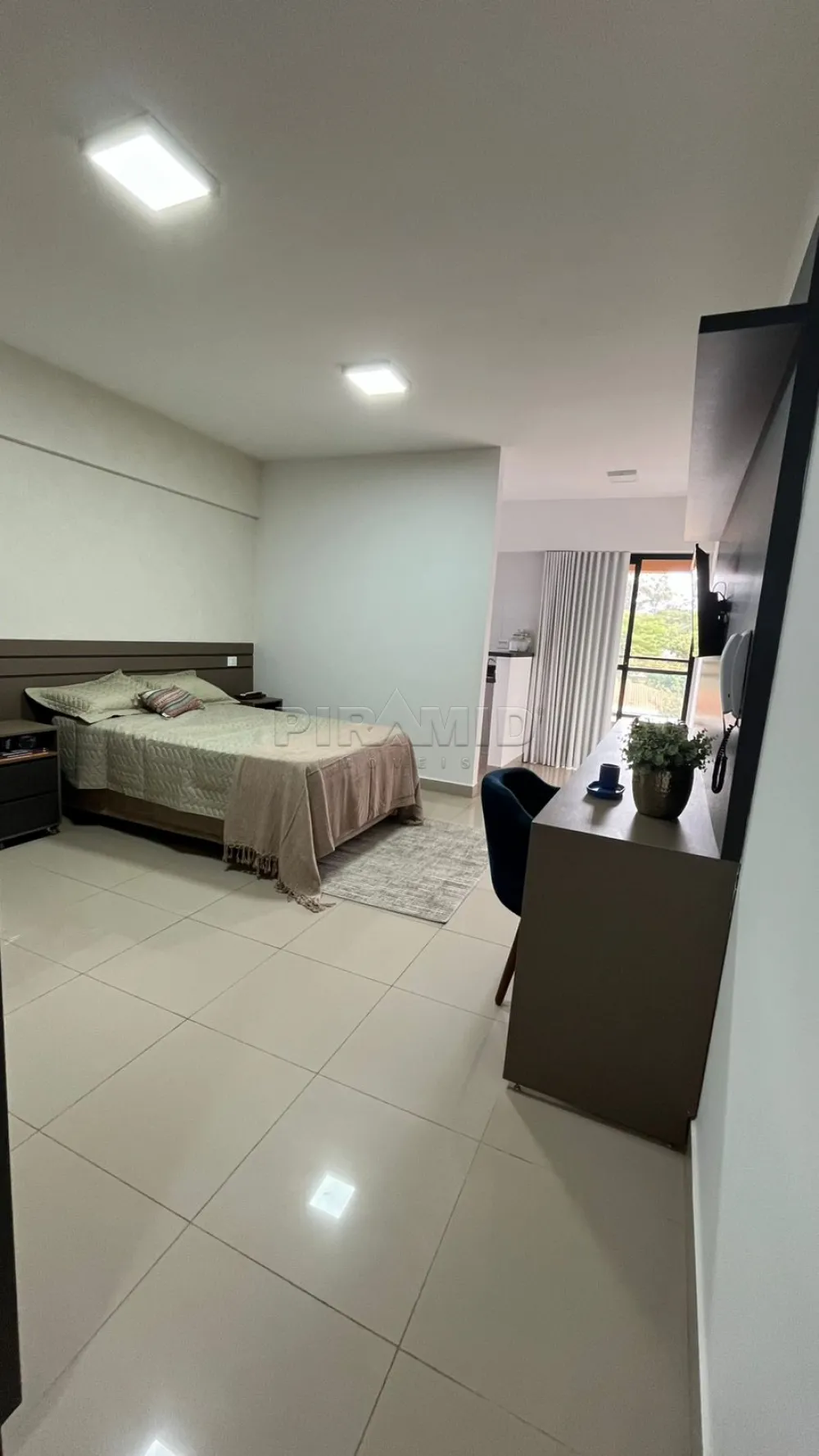 Alugar Apartamento / Flat em Ribeir&atilde;o Preto R$ 2.200,00 - Foto 3