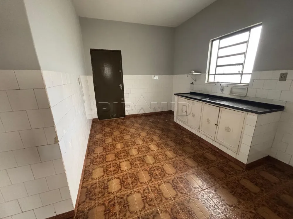 Alugar Casa / Padr&atilde;o em Ribeir&atilde;o Preto R$ 1.100,00 - Foto 13