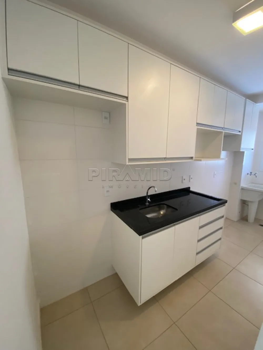 Alugar Apartamento / Padr&atilde;o em Ribeir&atilde;o Preto R$ 3.200,00 - Foto 13