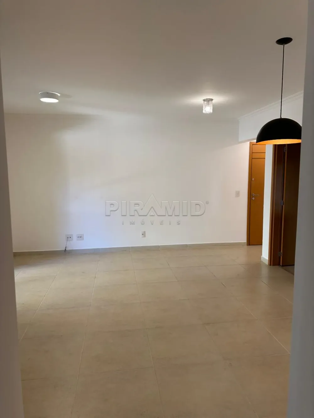 Alugar Apartamento / Padr&atilde;o em Ribeir&atilde;o Preto R$ 2.750,00 - Foto 1