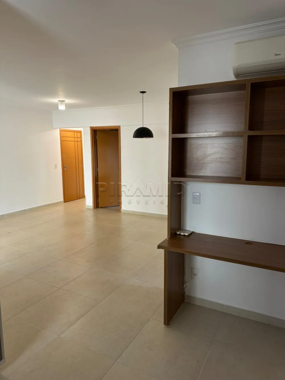 Alugar Apartamento / Padr&atilde;o em Ribeir&atilde;o Preto R$ 2.750,00 - Foto 2