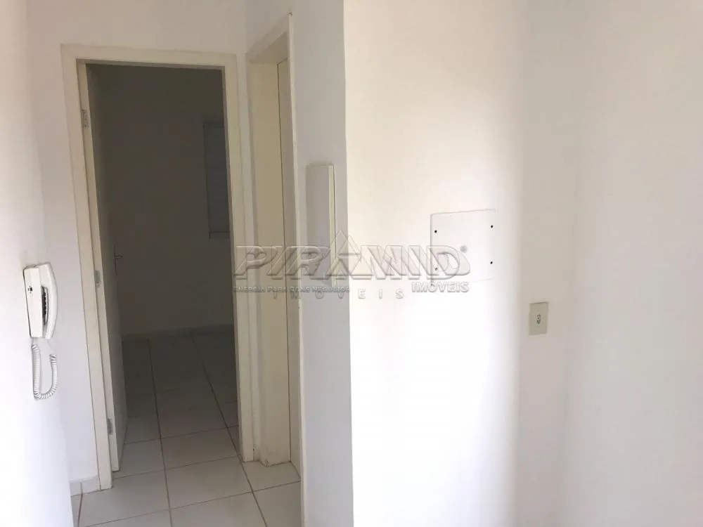 Alugar Apartamento / Padr&atilde;o em Ribeir&atilde;o Preto R$ 800,00 - Foto 2