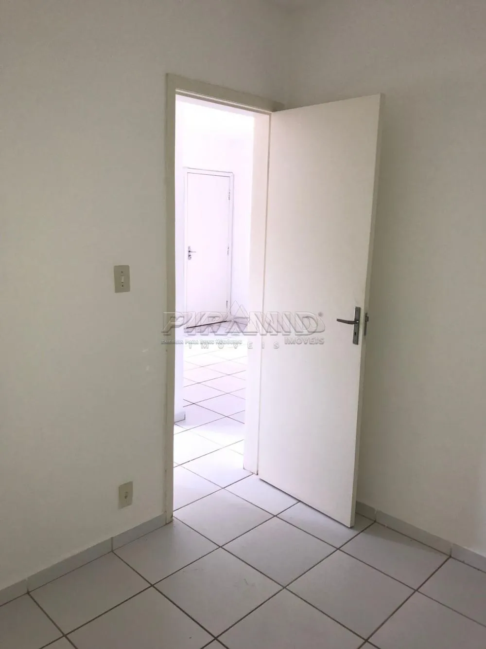 Alugar Apartamento / Padr&atilde;o em Ribeir&atilde;o Preto R$ 800,00 - Foto 7