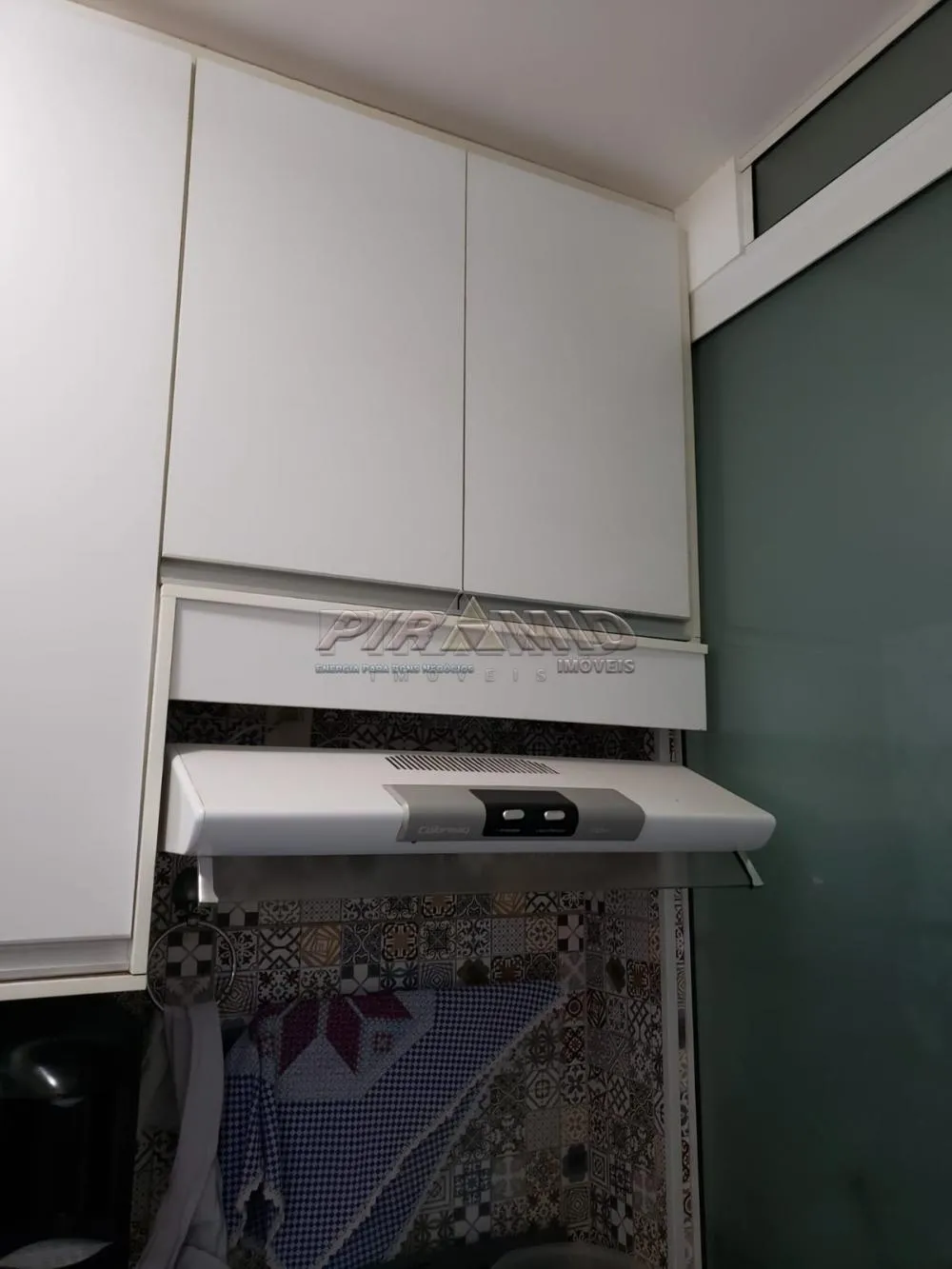 Alugar Apartamento / Padr&atilde;o em Ribeir&atilde;o Preto R$ 900,00 - Foto 10