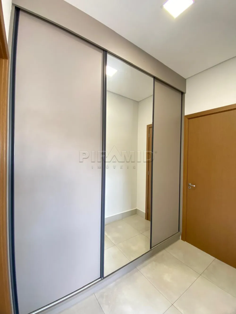 Alugar Apartamento / Padr&atilde;o em Ribeir&atilde;o Preto R$ 5.000,00 - Foto 14