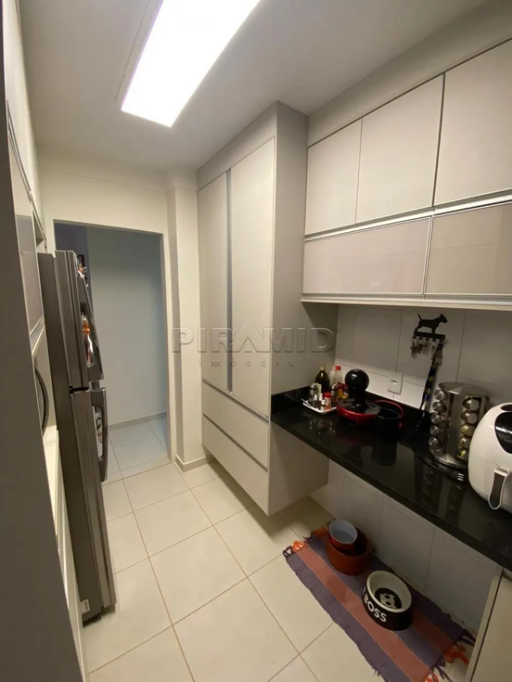 Alugar Apartamento / Padr&atilde;o em Ribeir&atilde;o Preto R$ 4.000,00 - Foto 17