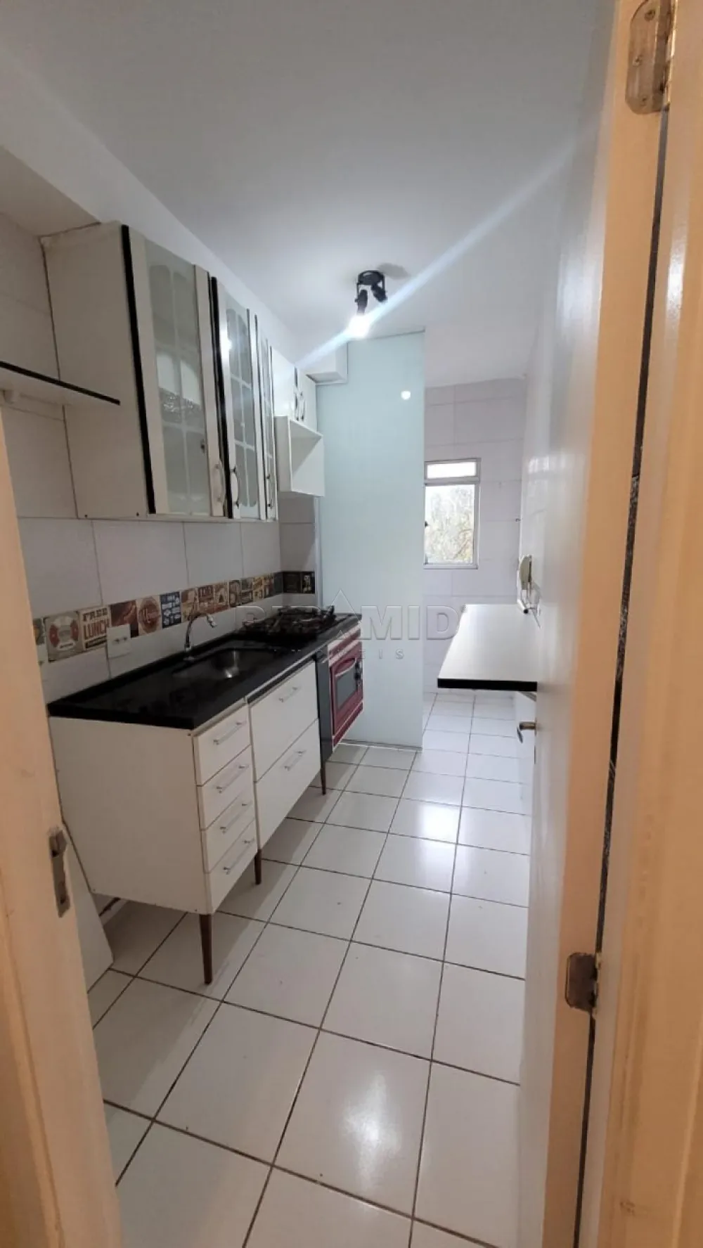 Alugar Apartamento / Padr&atilde;o em Ribeir&atilde;o Preto R$ 1.400,00 - Foto 9