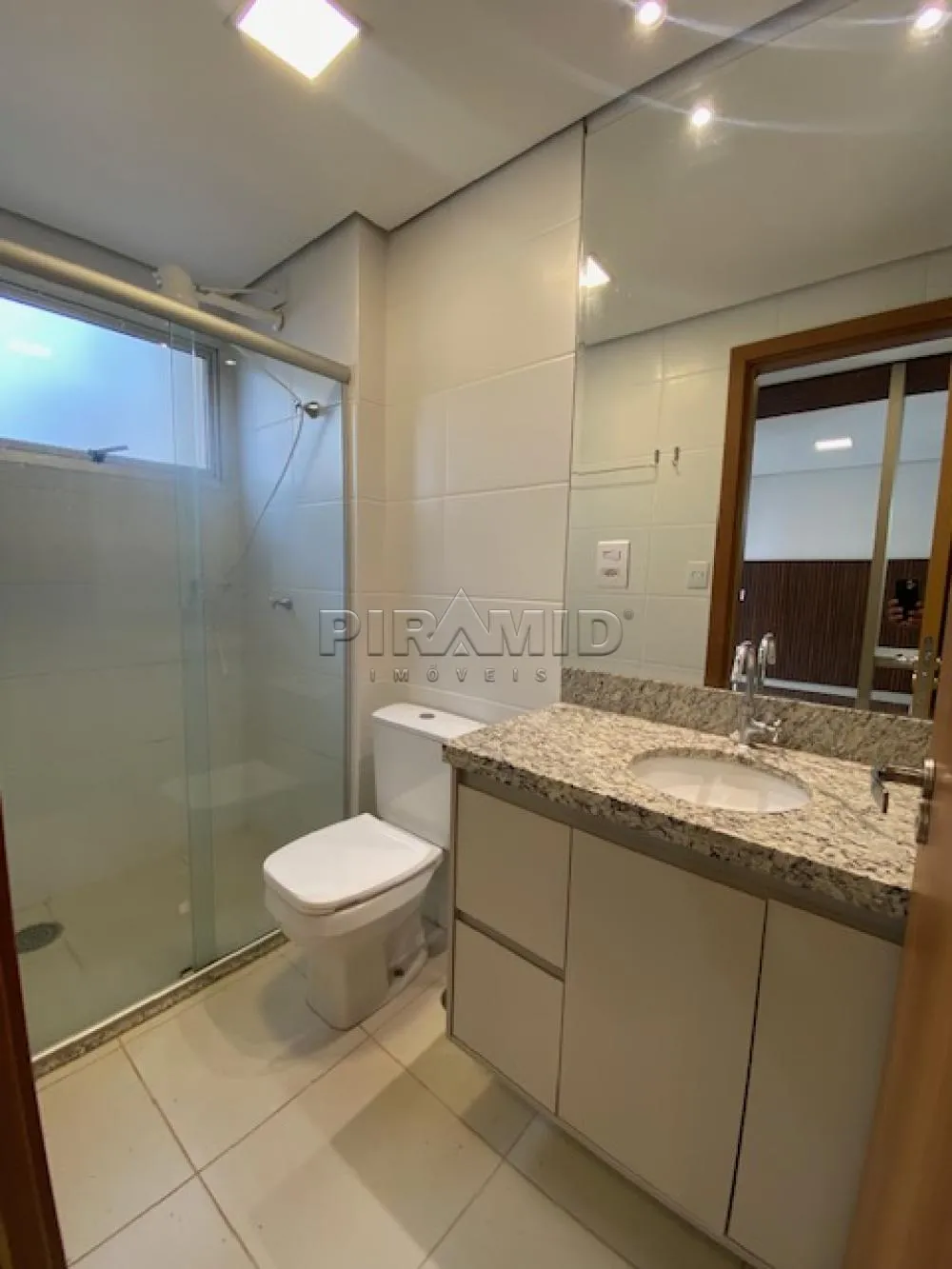 Alugar Apartamento / Padr&atilde;o em Ribeir&atilde;o Preto R$ 1.400,00 - Foto 9