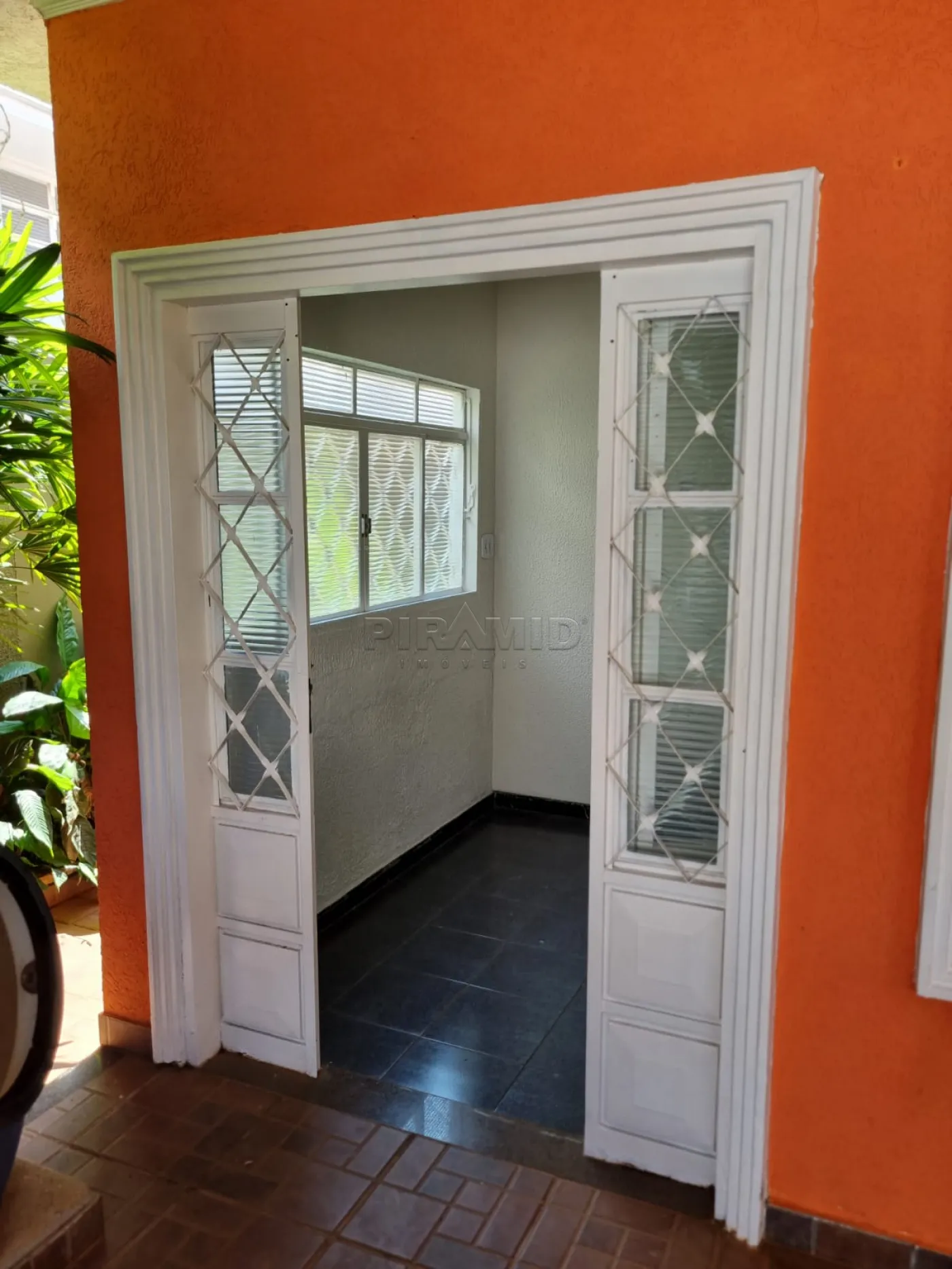 Alugar Casa / Padr&atilde;o em Ribeir&atilde;o Preto R$ 3.500,00 - Foto 4