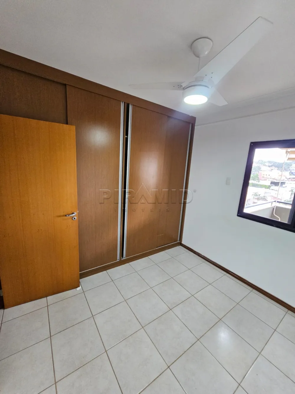 Alugar Apartamento / Padr&atilde;o em Ribeir&atilde;o Preto R$ 3.900,00 - Foto 13