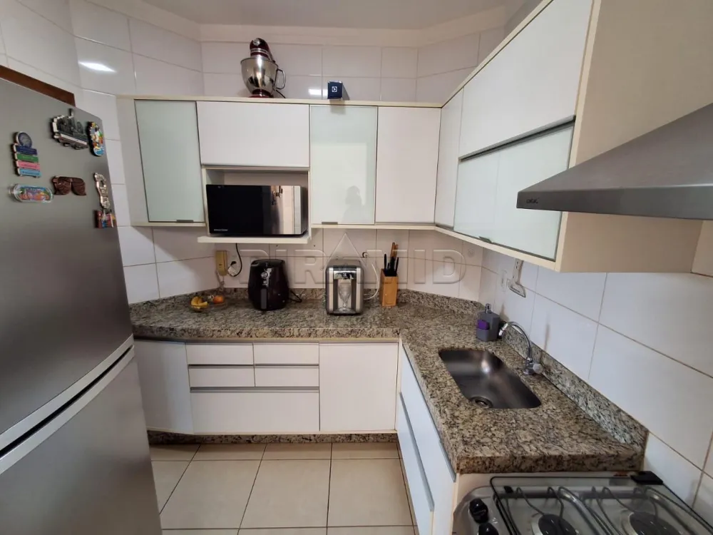 Alugar Apartamento / Padr&atilde;o em Ribeir&atilde;o Preto R$ 2.300,00 - Foto 14