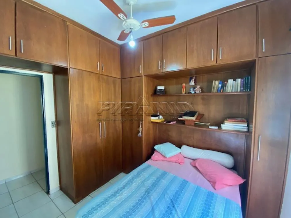 Alugar Casa / Padr&atilde;o em Ribeir&atilde;o Preto R$ 1.950,00 - Foto 15