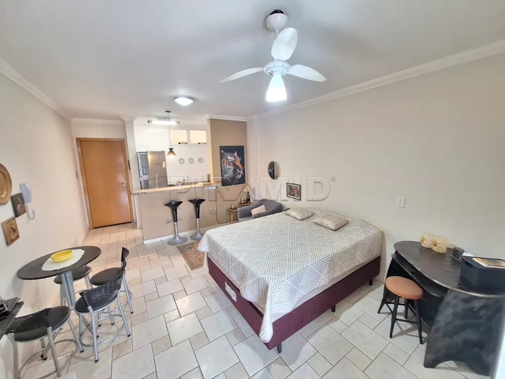 Alugar Apartamento / Kitchnet em Ribeir&atilde;o Preto R$ 1.900,00 - Foto 3