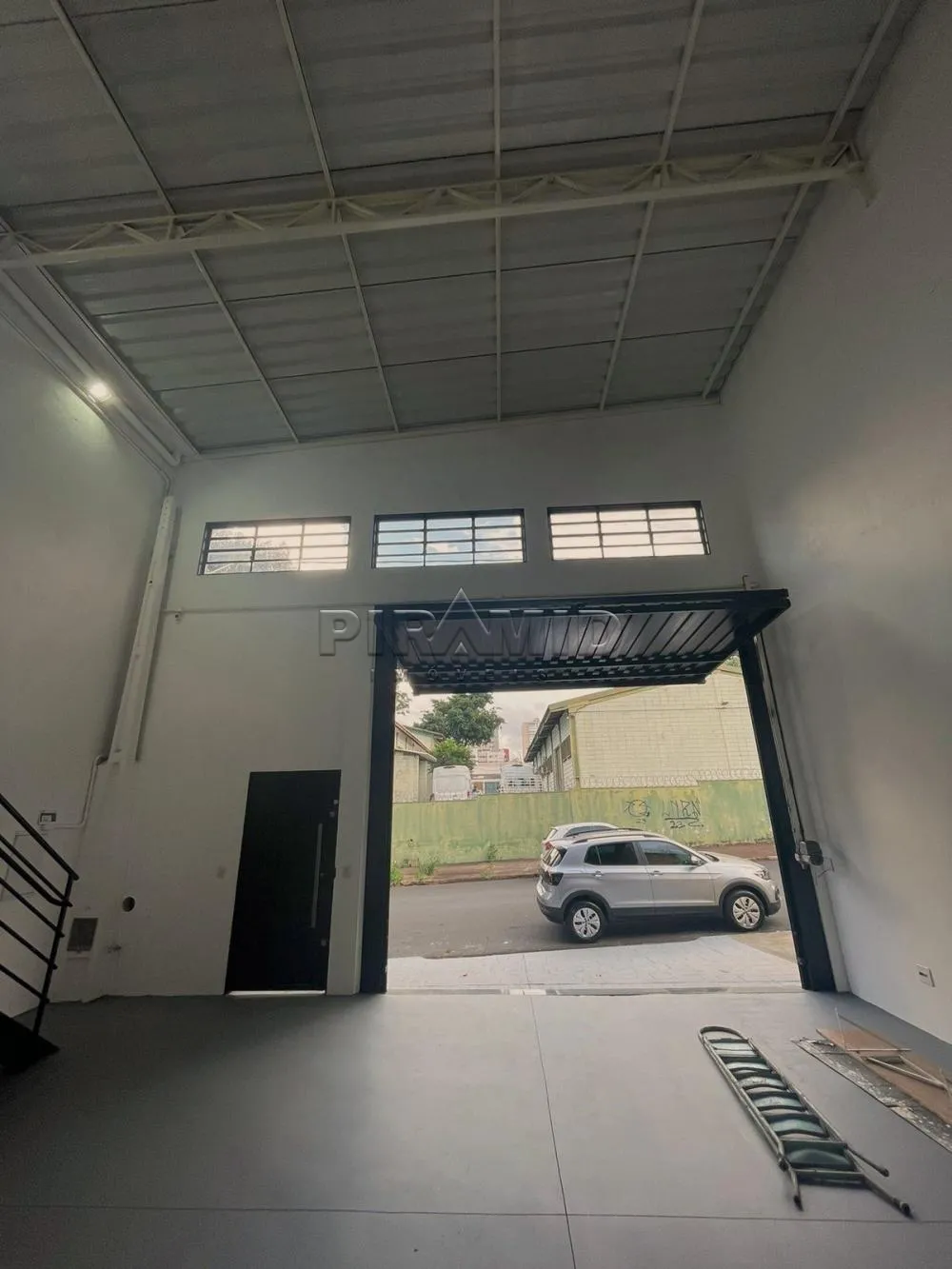 Alugar Comercial / Galp&atilde;o  Barrac&atilde;o em Ribeir&atilde;o Preto R$ 5.500,00 - Foto 3