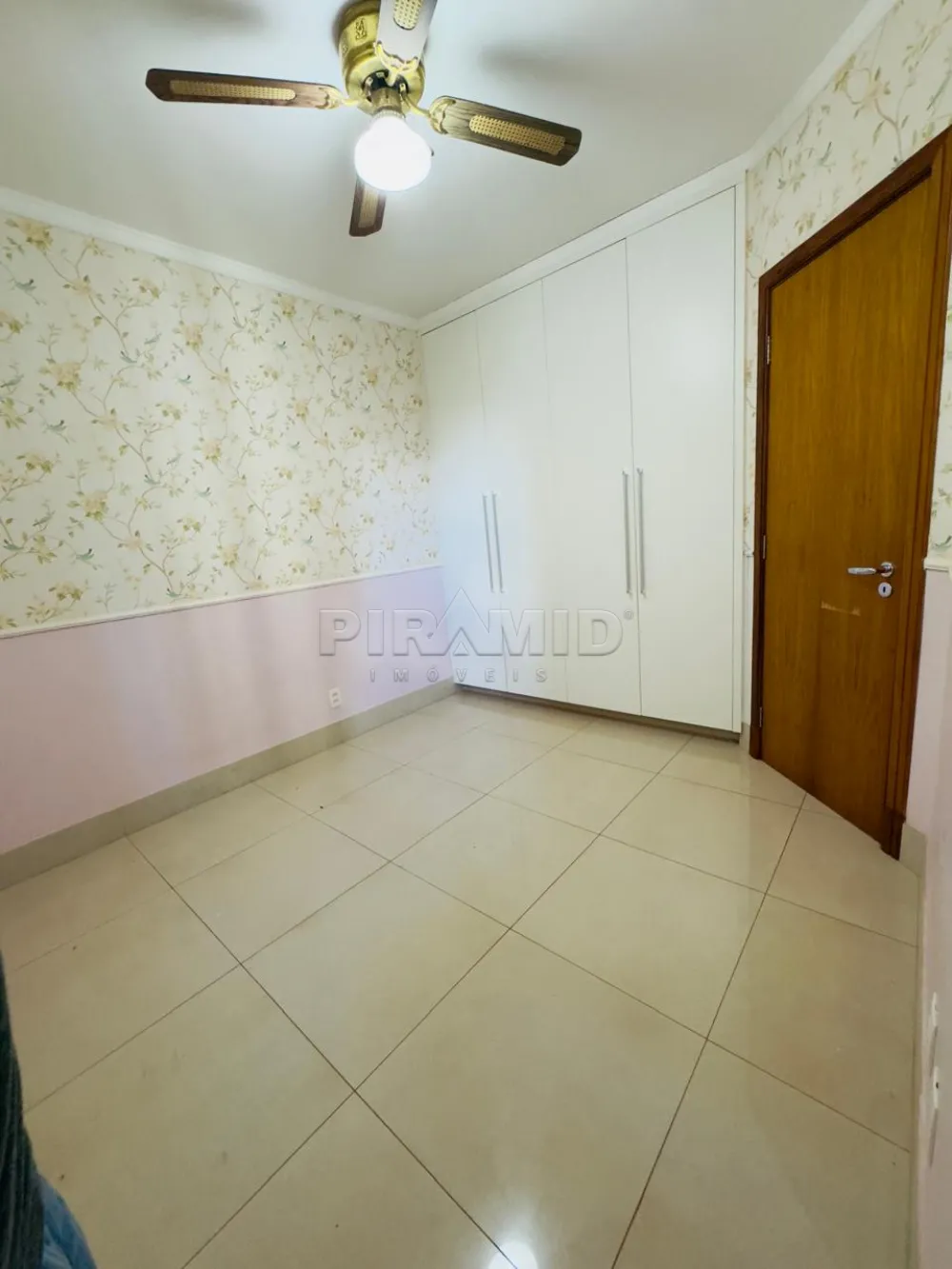 Alugar Apartamento / Padr&atilde;o em Ribeir&atilde;o Preto R$ 3.800,00 - Foto 9