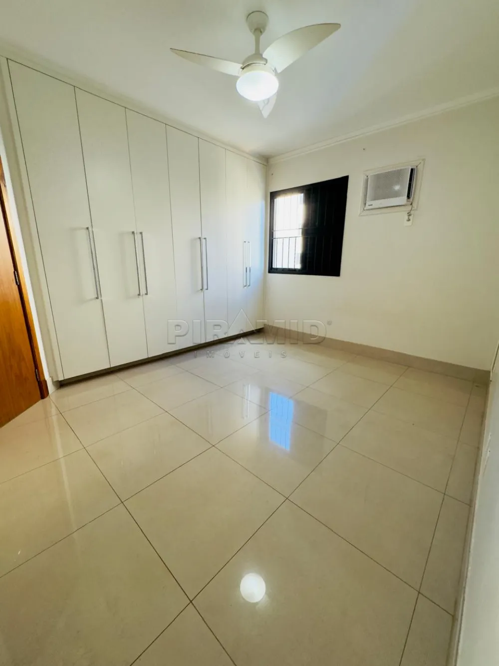Alugar Apartamento / Padr&atilde;o em Ribeir&atilde;o Preto R$ 3.800,00 - Foto 10