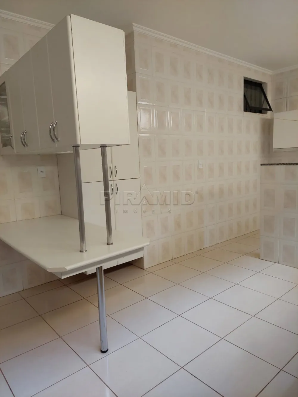 Alugar Apartamento / Padr&atilde;o em Ribeir&atilde;o Preto R$ 1.500,00 - Foto 14