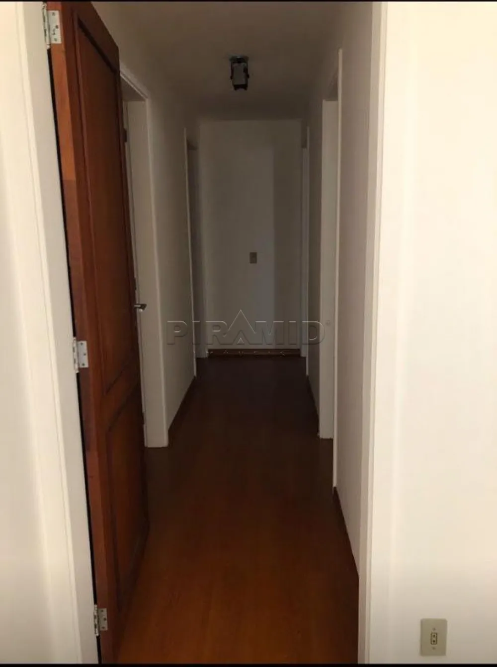 Alugar Apartamento / Padr&atilde;o em Ribeir&atilde;o Preto R$ 1.000,00 - Foto 2