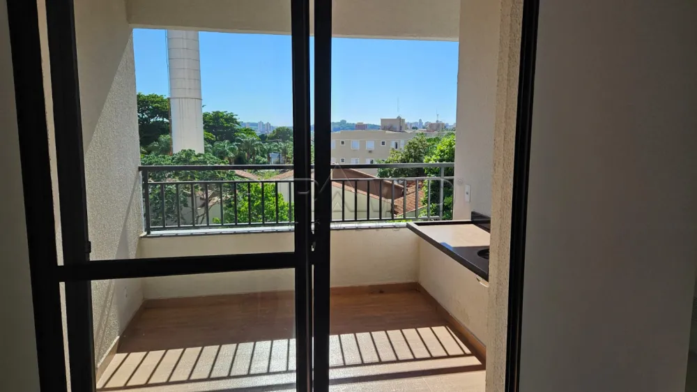 Alugar Apartamento / Padr&atilde;o em Ribeir&atilde;o Preto R$ 2.100,00 - Foto 2