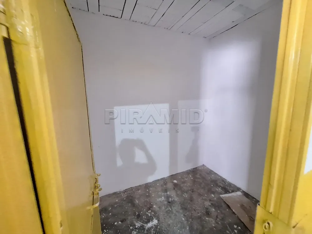Alugar Comercial / Sal&atilde;o em Ribeir&atilde;o Preto R$ 1.700,00 - Foto 8