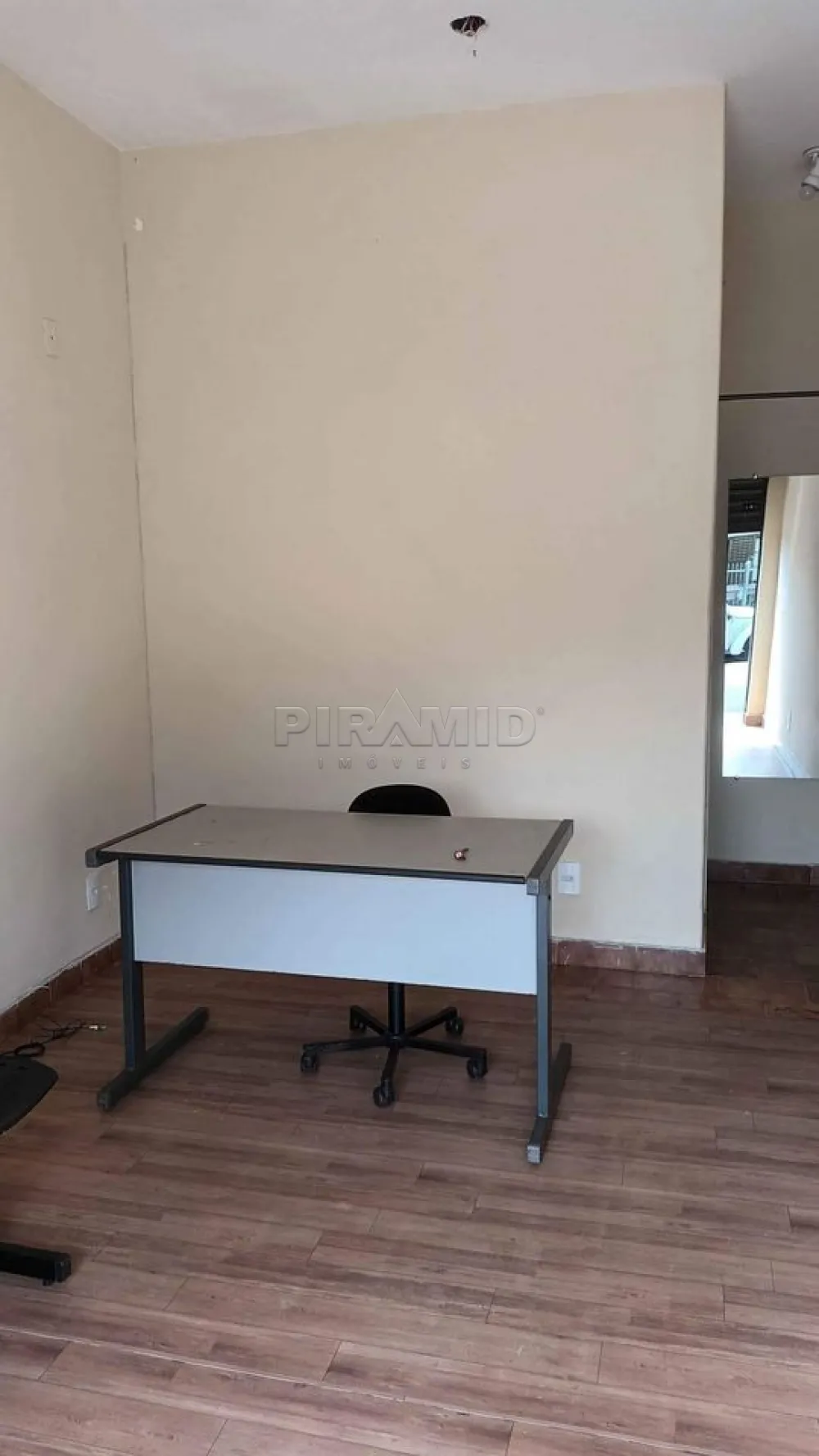 Alugar Comercial / Sal&atilde;o em Ribeir&atilde;o Preto R$ 550,00 - Foto 3