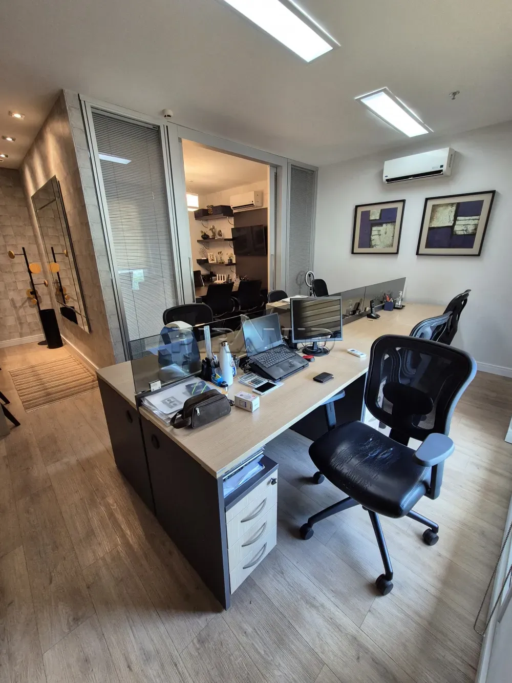 Alugar Comercial / Sala em Ribeir&atilde;o Preto R$ 2.500,00 - Foto 9