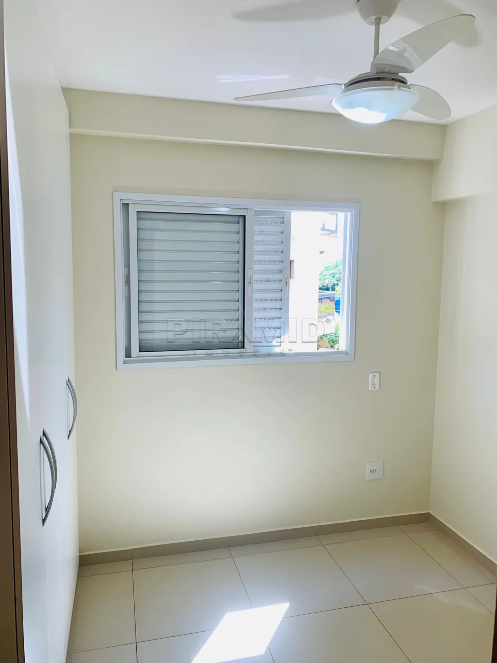 Alugar Apartamento / Padr&atilde;o em Ribeir&atilde;o Preto R$ 1.900,00 - Foto 9
