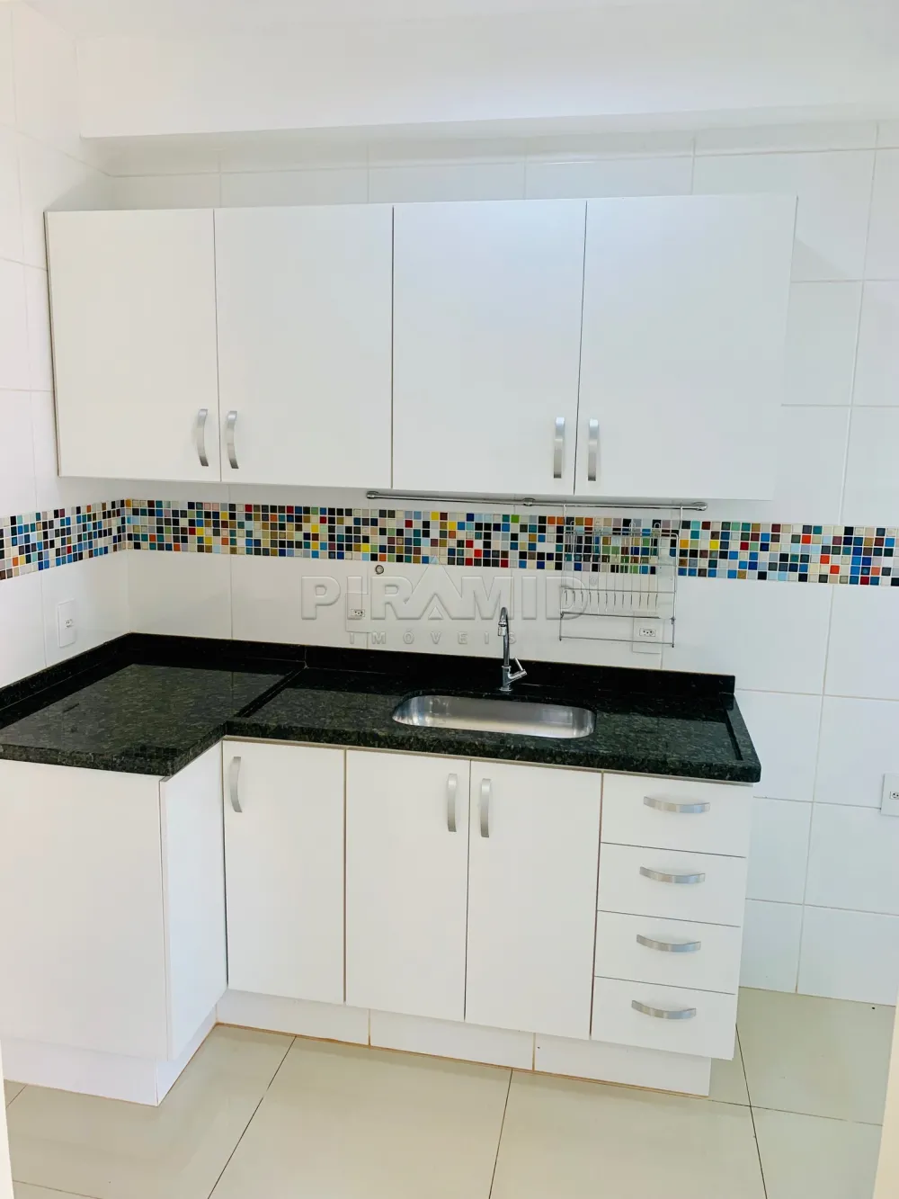 Alugar Apartamento / Padr&atilde;o em Ribeir&atilde;o Preto R$ 1.900,00 - Foto 12