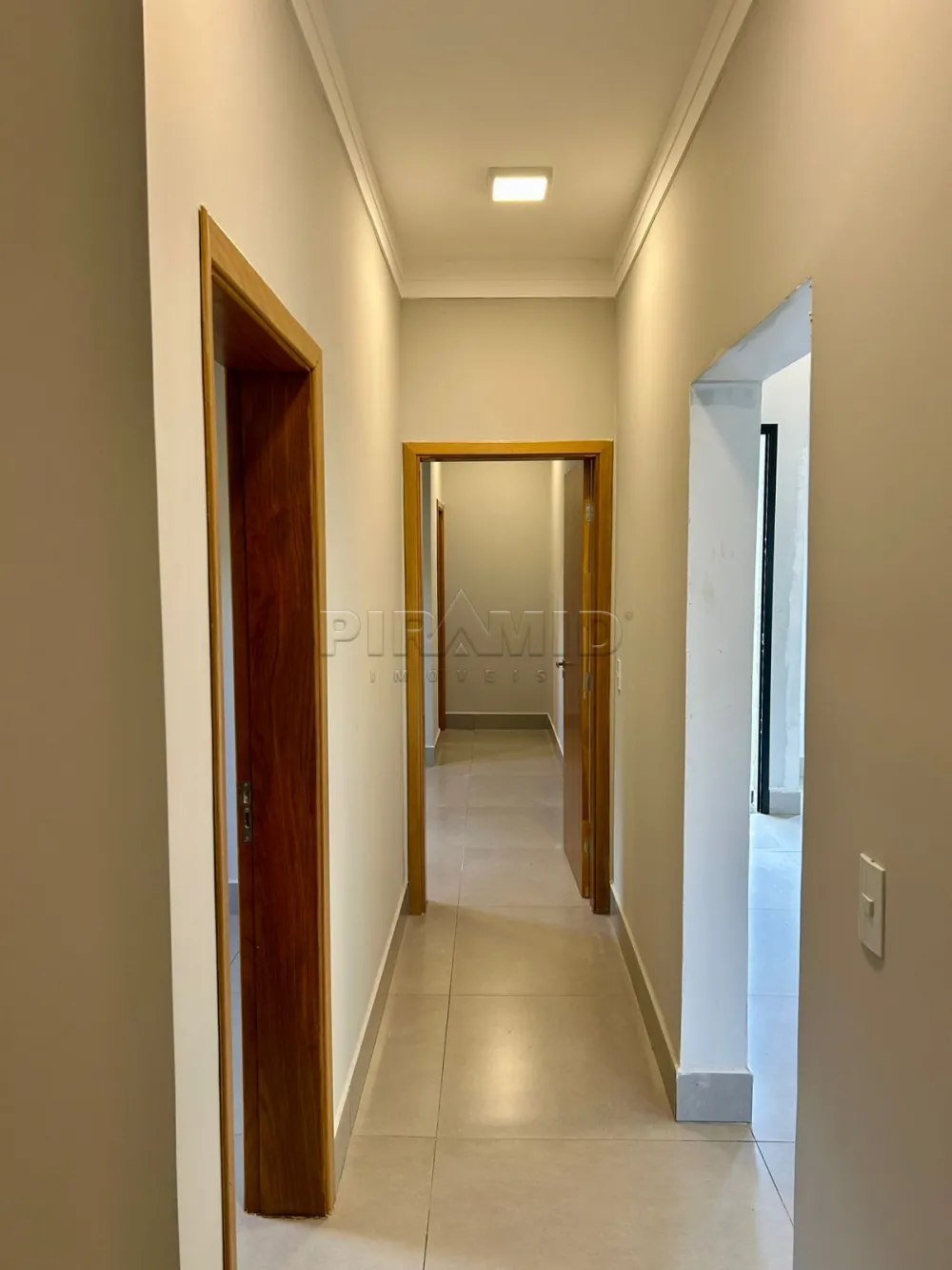 Comprar Casa / Padr&atilde;o em Ribeir&atilde;o Preto R$ 700.000,00 - Foto 7