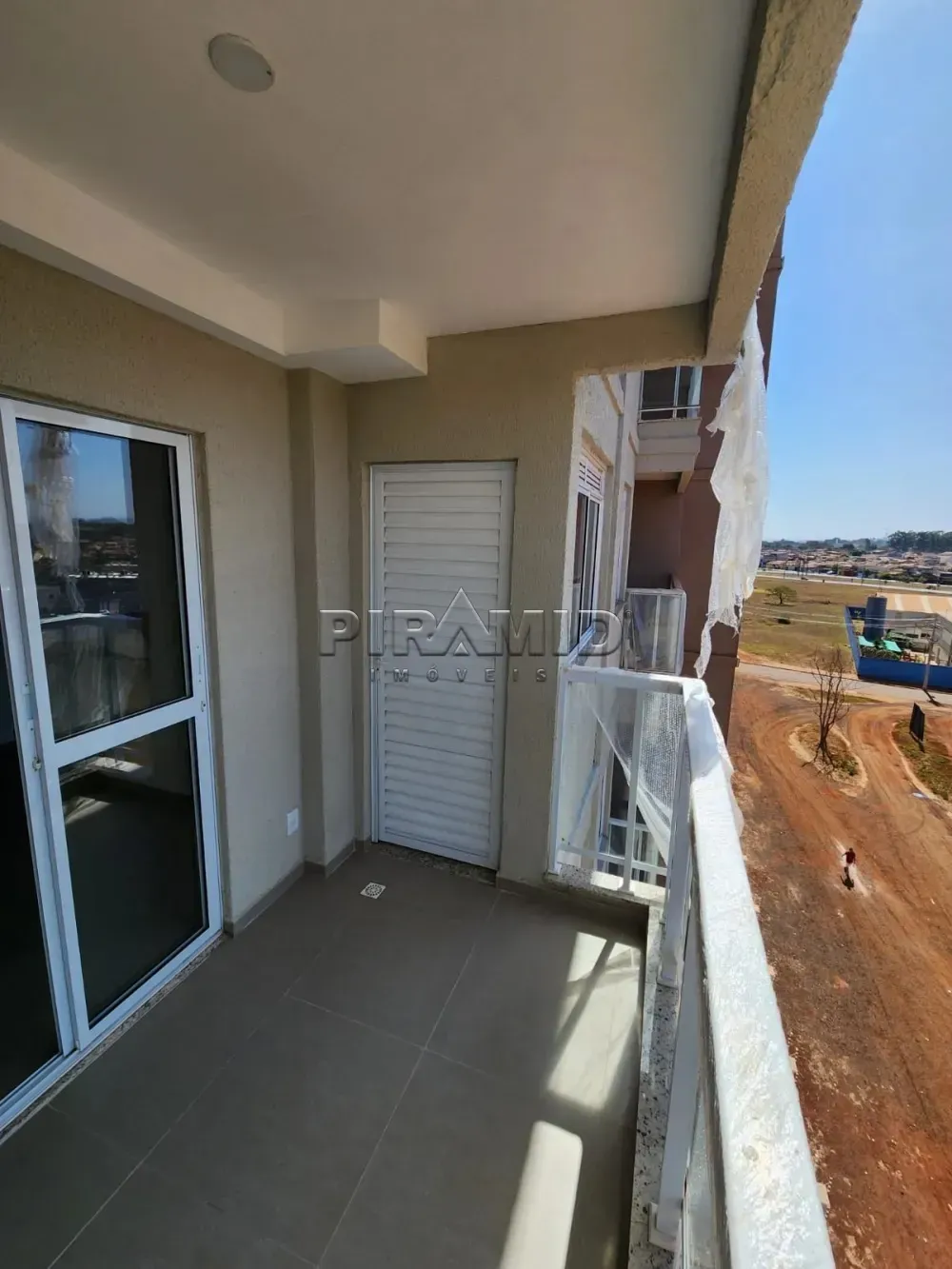 Alugar Apartamento / Padr&atilde;o em Ribeir&atilde;o Preto R$ 1.400,00 - Foto 17