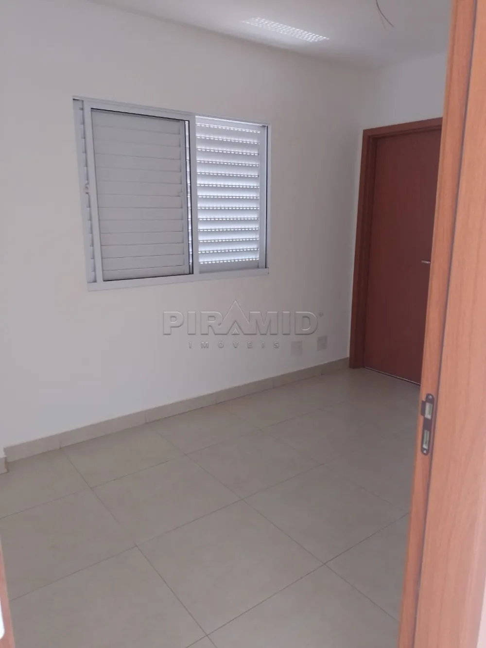 Comprar Apartamento / Padr&atilde;o em Ribeir&atilde;o Preto R$ 270.000,00 - Foto 5