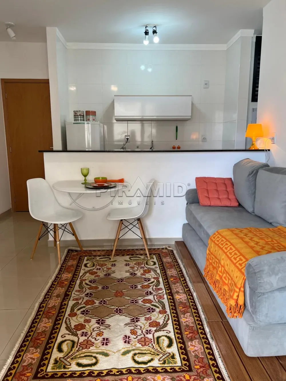 Alugar Apartamento / Kitchnet em Ribeir&atilde;o Preto R$ 1.500,00 - Foto 1