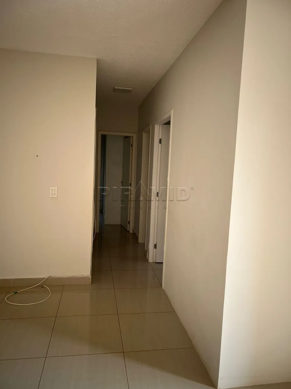 Comprar Apartamento / Padr&atilde;o em Ribeir&atilde;o Preto R$ 320.000,00 - Foto 4