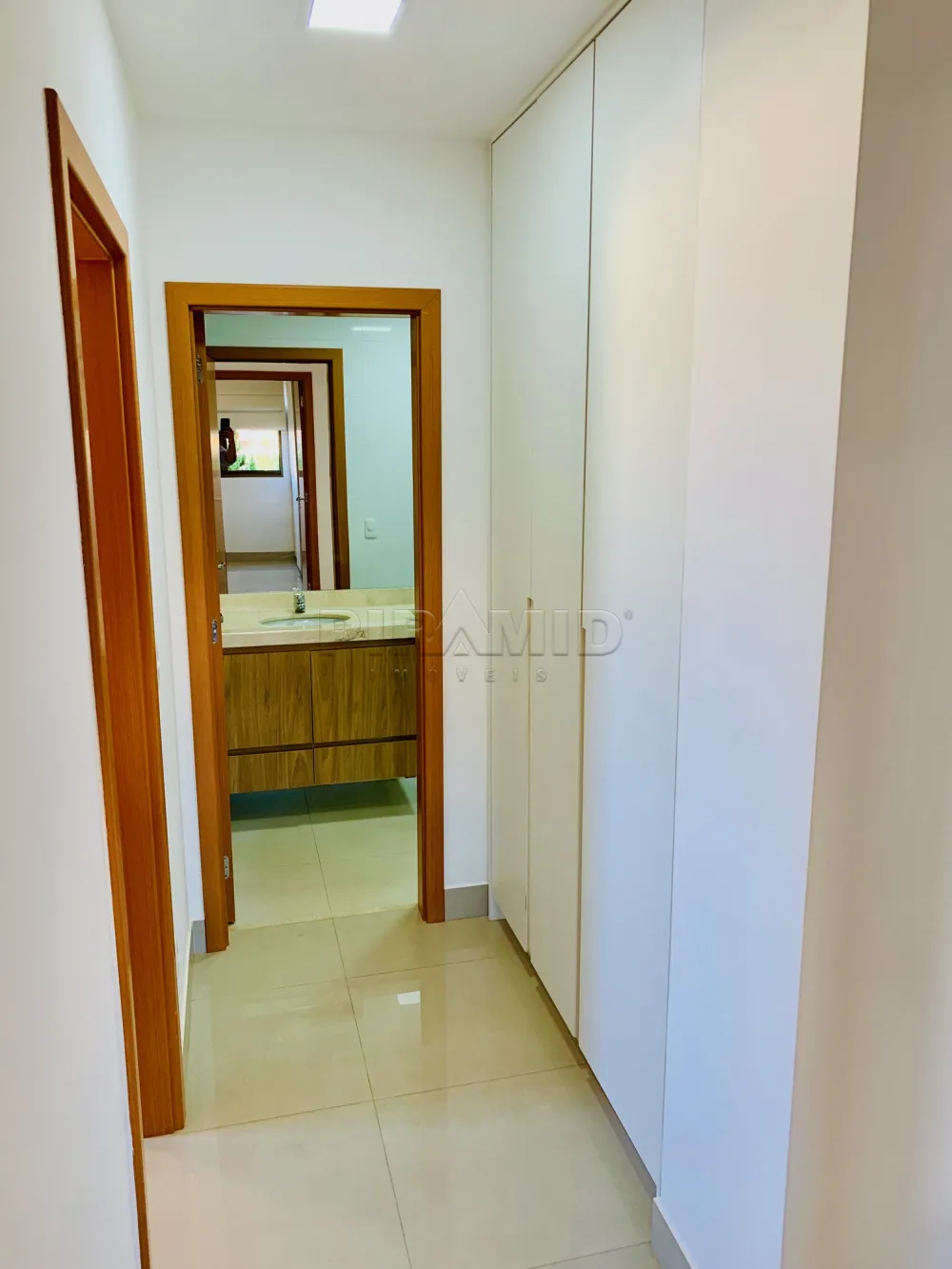 Alugar Apartamento / Padr&atilde;o em Ribeir&atilde;o Preto R$ 3.700,00 - Foto 6